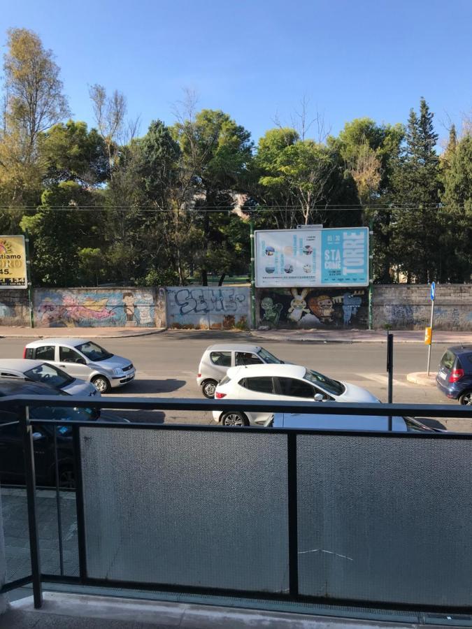 B&B Parco 2 Giugno 바리 외부 사진