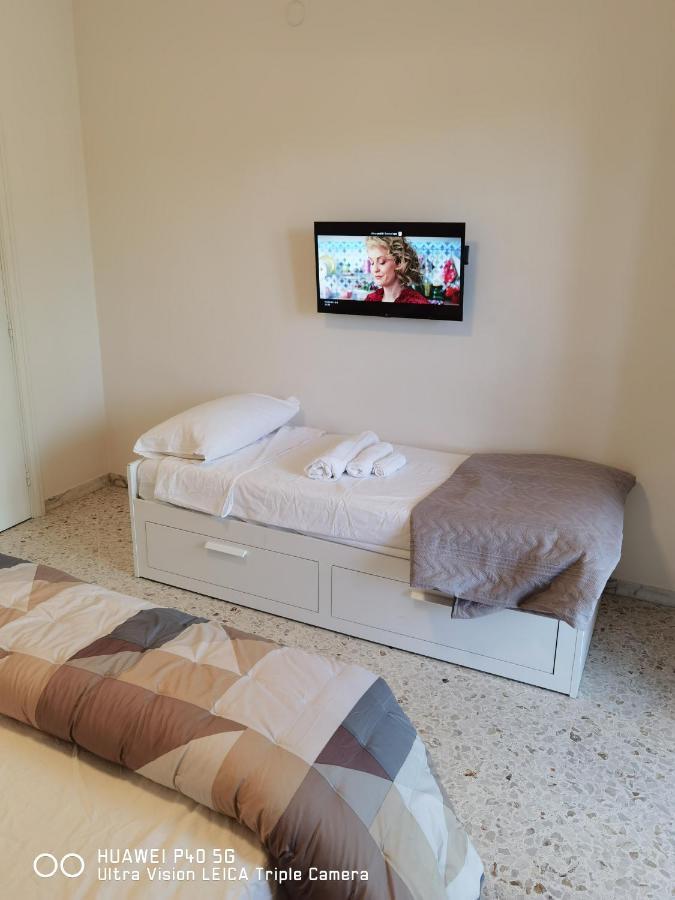 B&B Parco 2 Giugno 바리 외부 사진